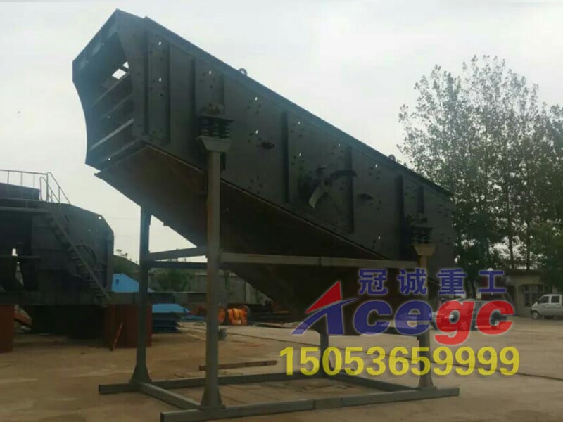 振動篩洗砂機(jī)械生產(chǎn)線